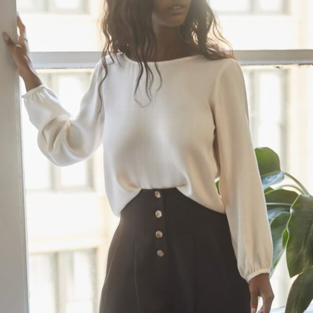 Vetta The Gathered Sleeve Wrap Top XS